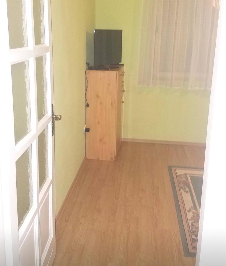 Gabe'S Nest Apartment Urom ภายนอก รูปภาพ